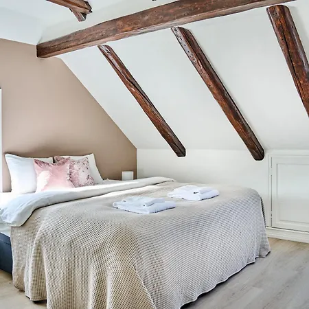 Queen's Cave By Staysville Apartmán