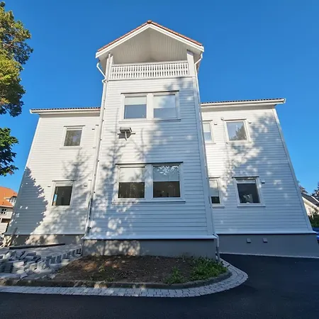 Queen's Cave By Staysville Lägenhet *