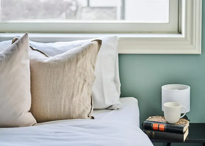 Queen's Cave By Staysville Lägenhet *