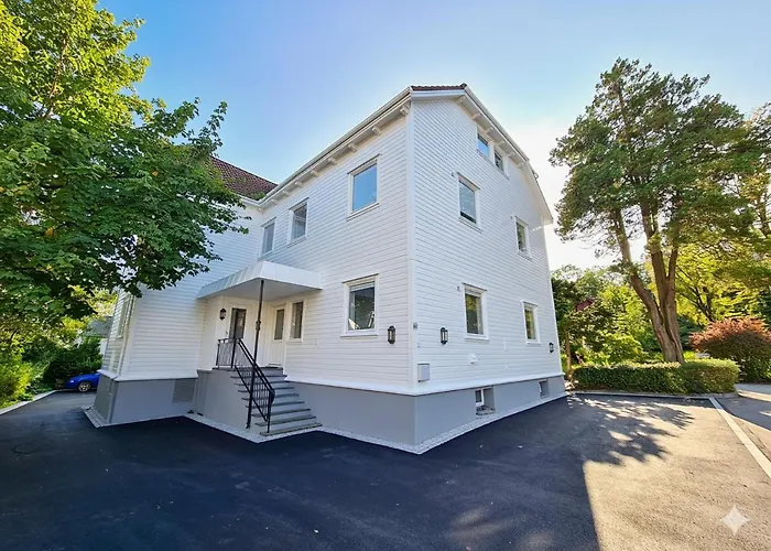 דירה Queen's Cave By Staysville סטוונגר